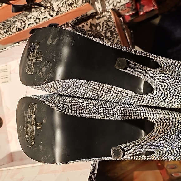 BORDELLO TEEZE 006 ' - Picture 7 of 8